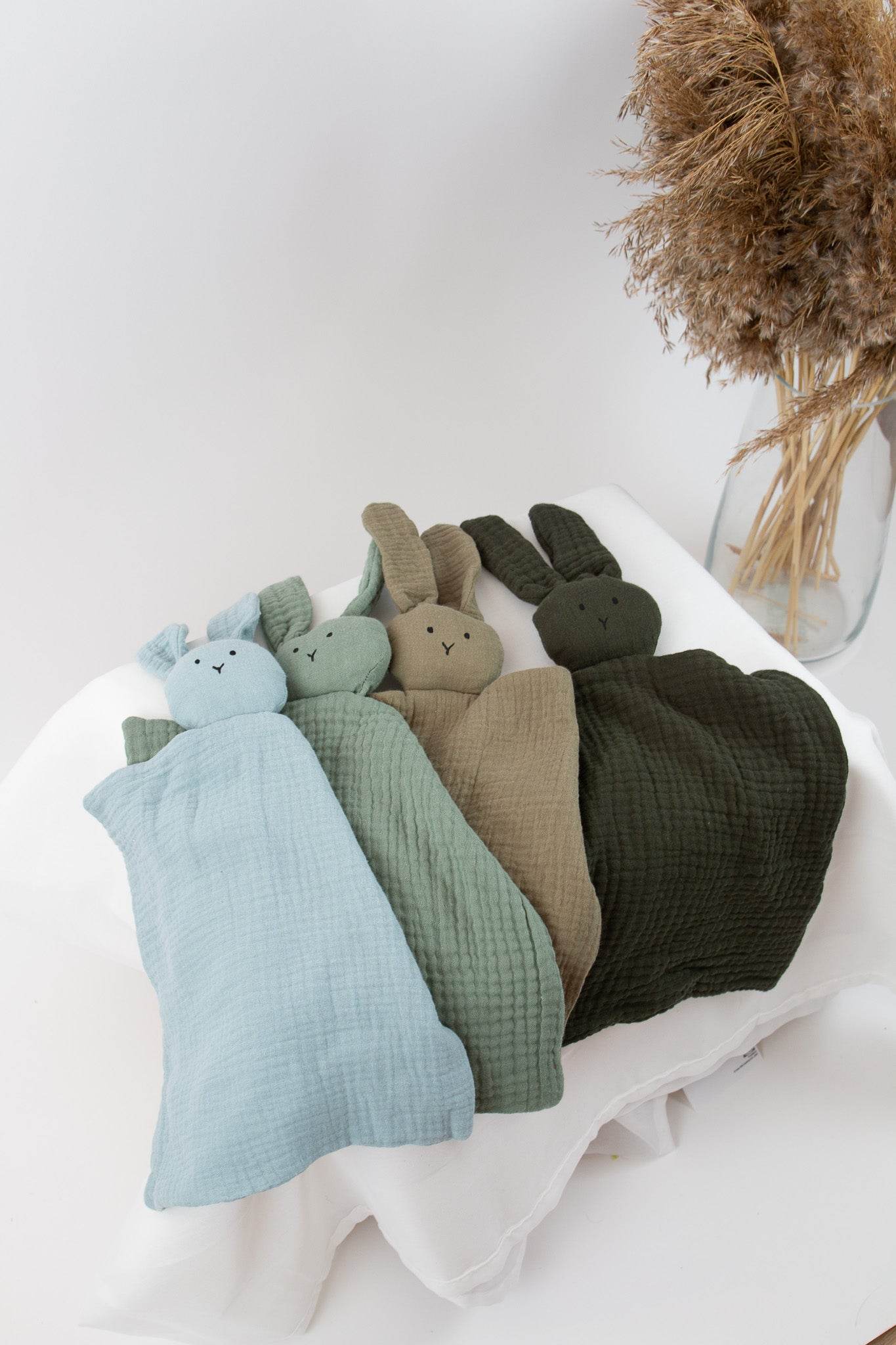 Muslin bunny cuddle blanket - Minidreams Decor