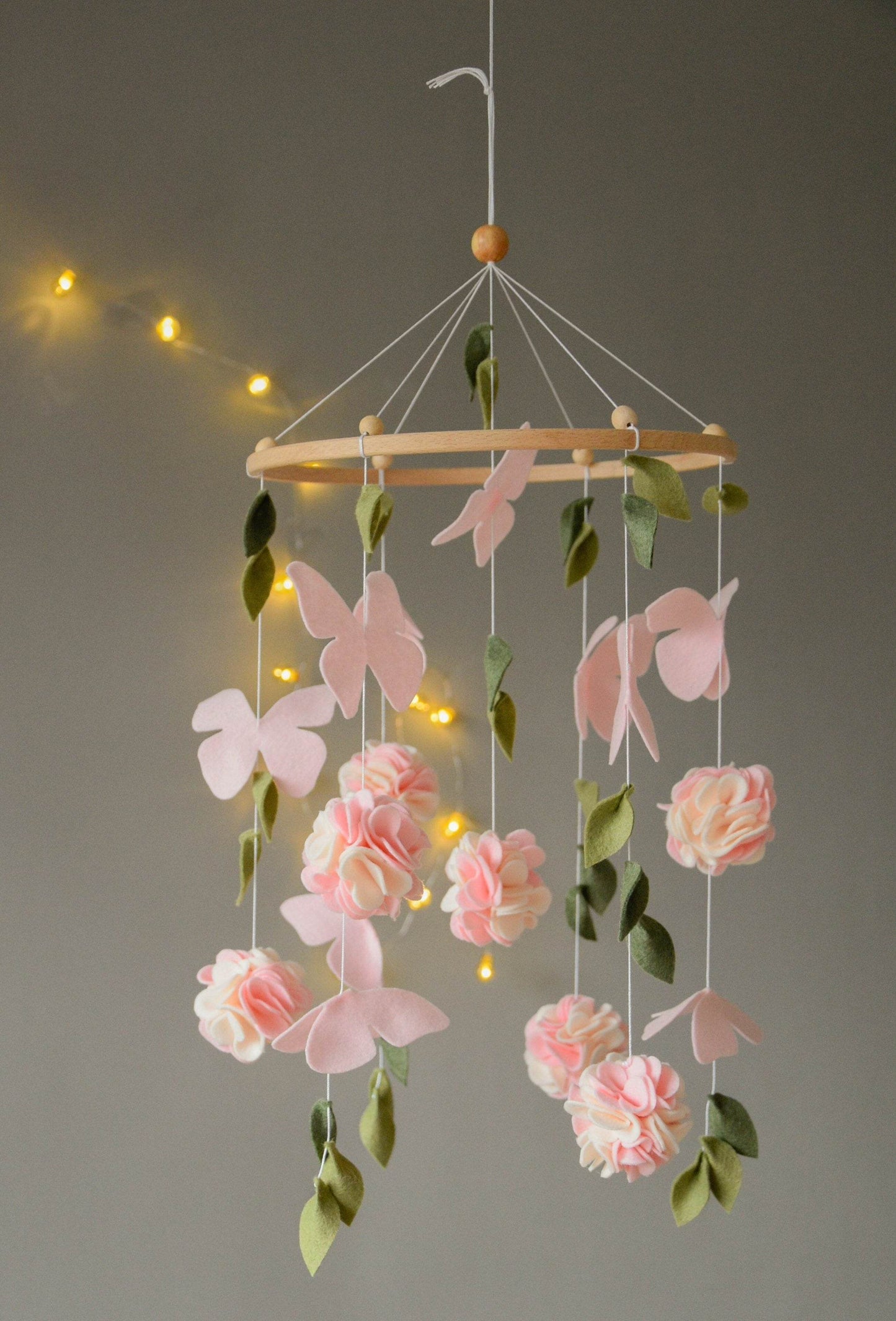 Floral mobile with flower, butterfly and leaves - Minidreams Decor