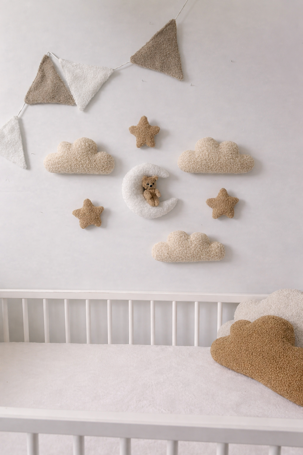 Teddy Bear Wall Decor for Adorable Nursery or Playroom Decoration