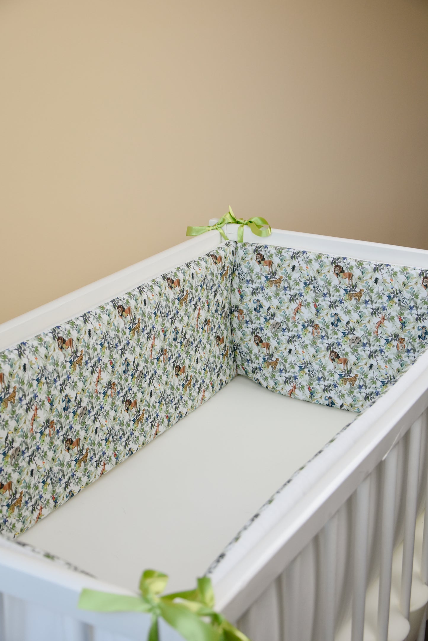 Safari baby crib bumper pad