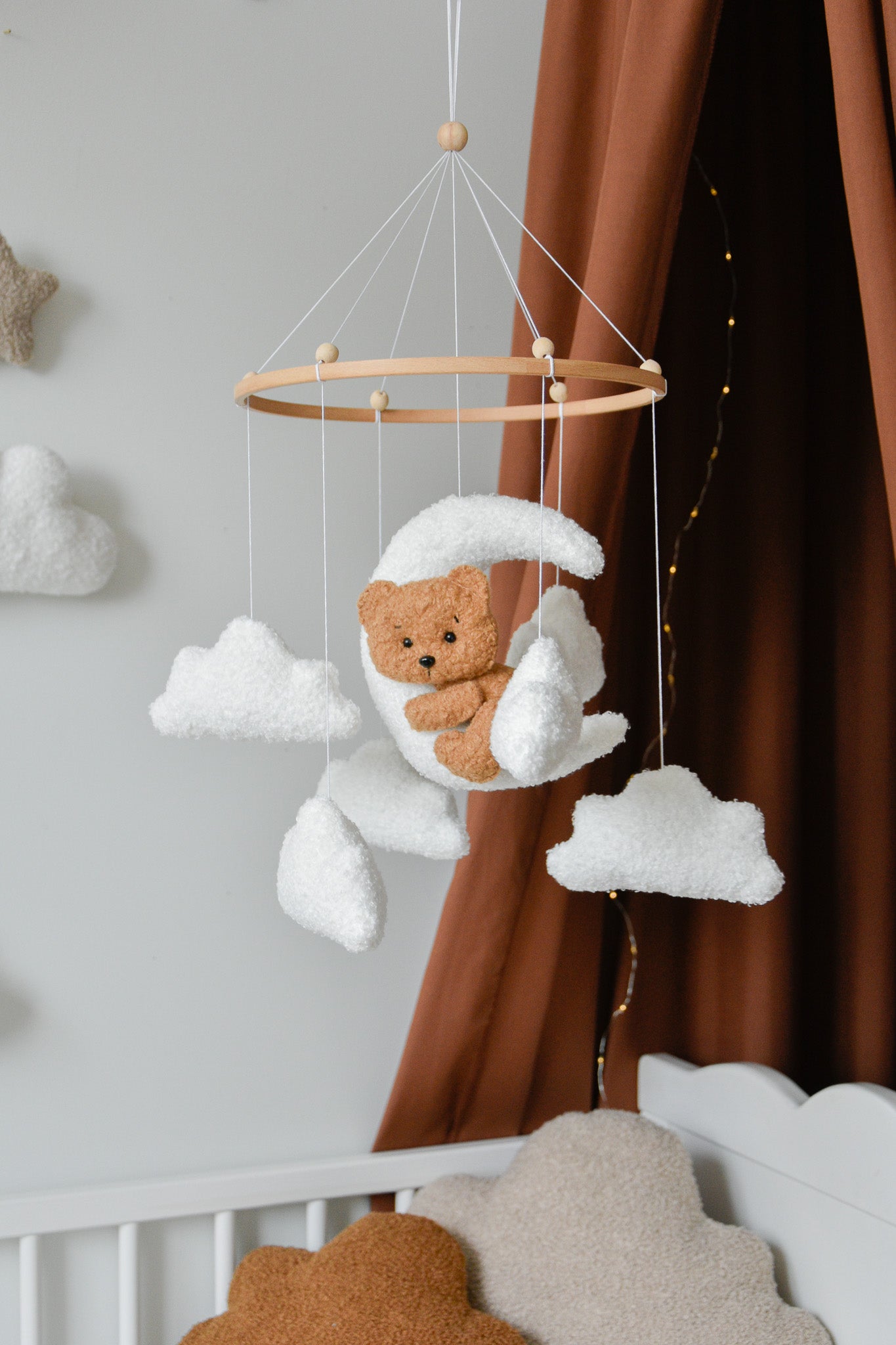 Teddy bear baby mobile with Boucle clouds
