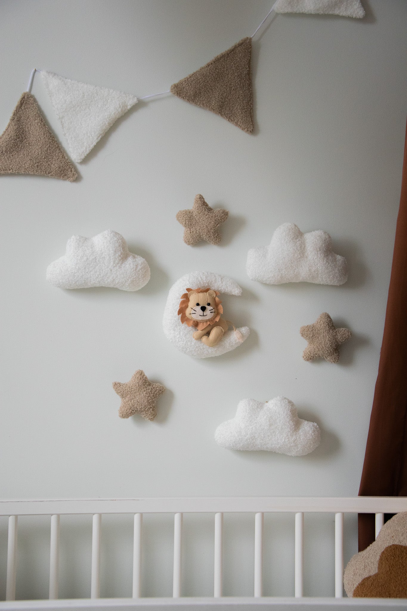 Cute Lion Wall Decor for Adorable Nursery or Playroom Decoration