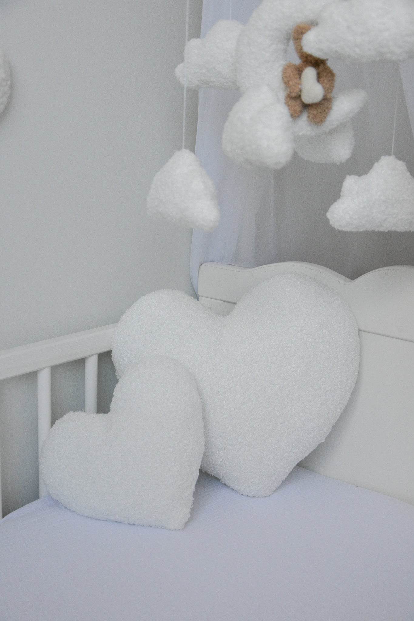 Boucle heart pillow - Minidreams Decor