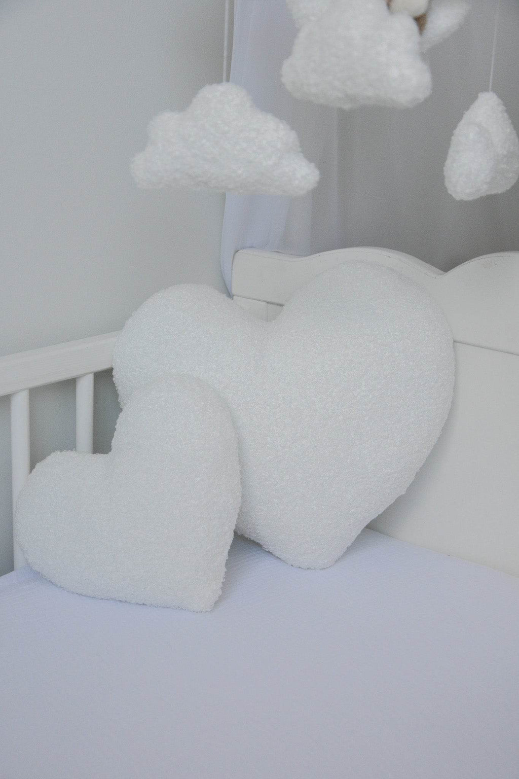 Boucle heart pillow - Minidreams Decor