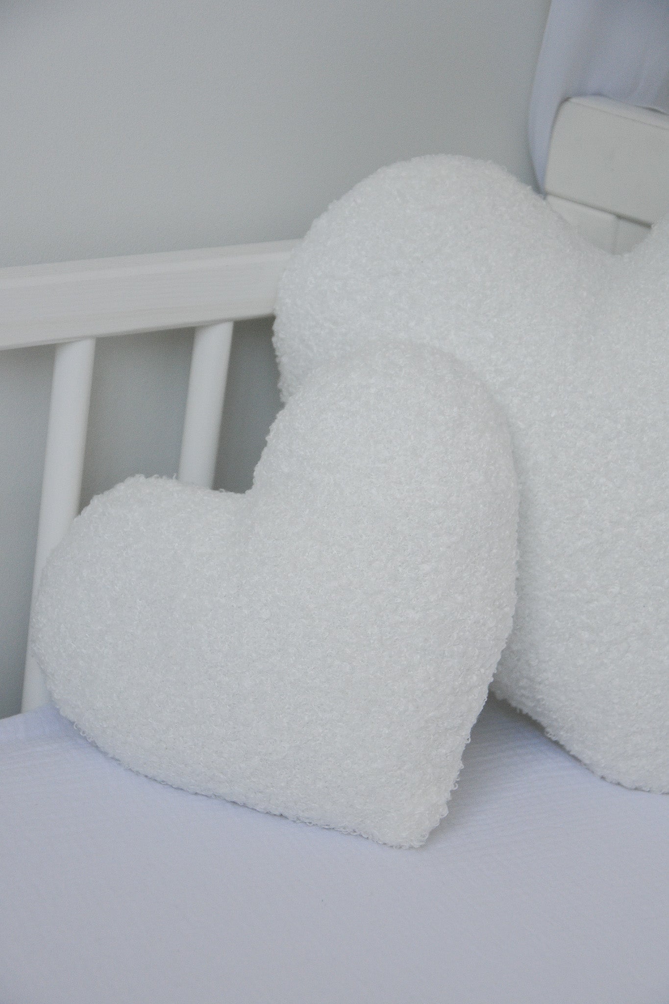 Boucle heart pillow