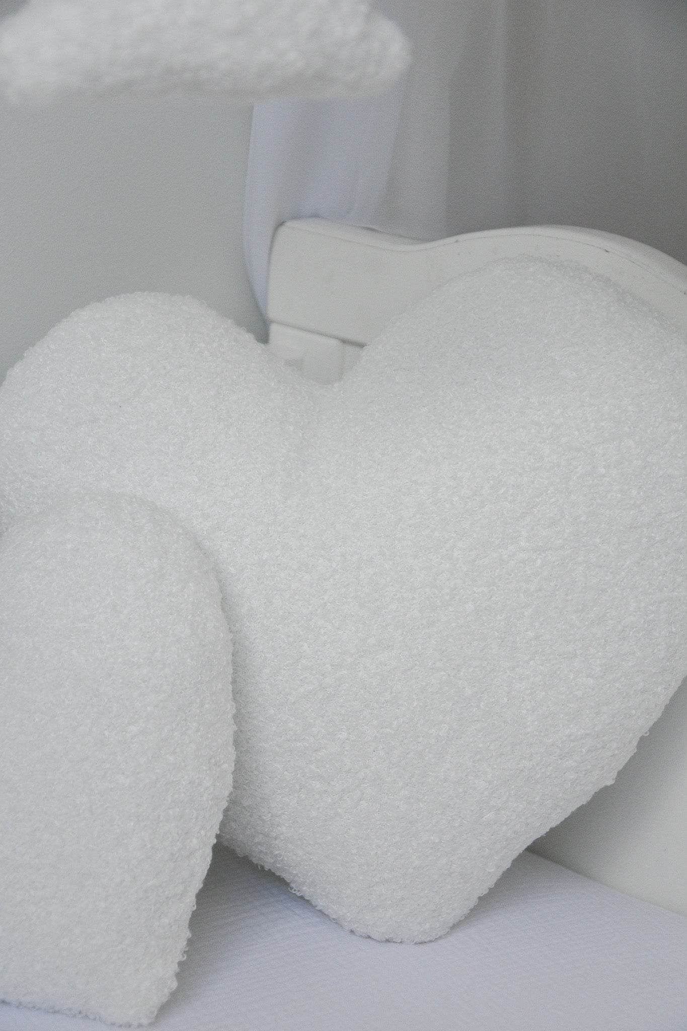 Boucle heart pillow - Minidreams Decor