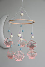 Seashell baby nursery mobile - Minidreams Decor