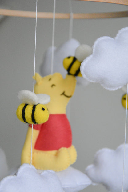 Winnie the Pooh-Themed Floral Baby crib Mobile