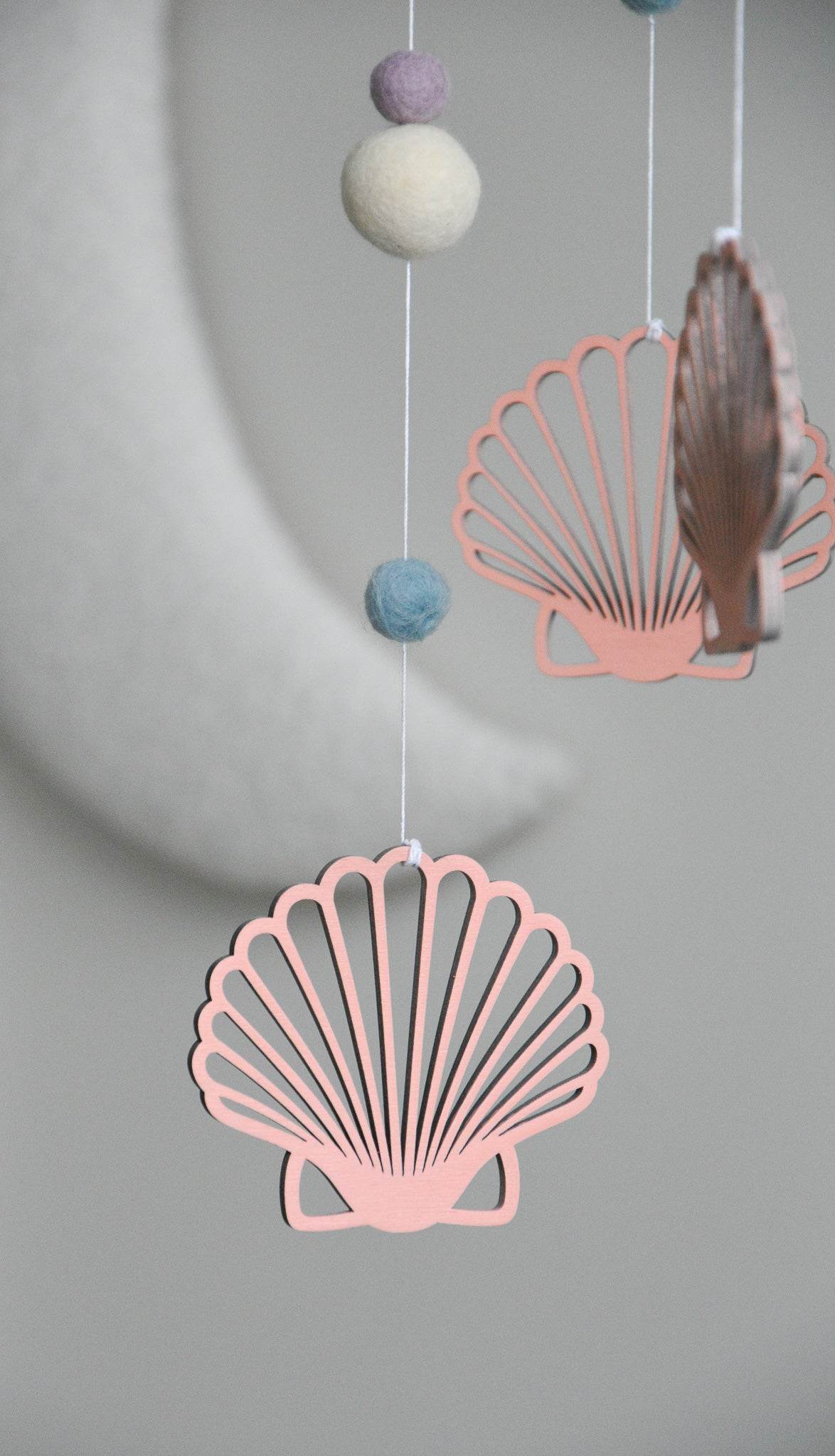 Seashell baby nursery mobile - Minidreams Decor
