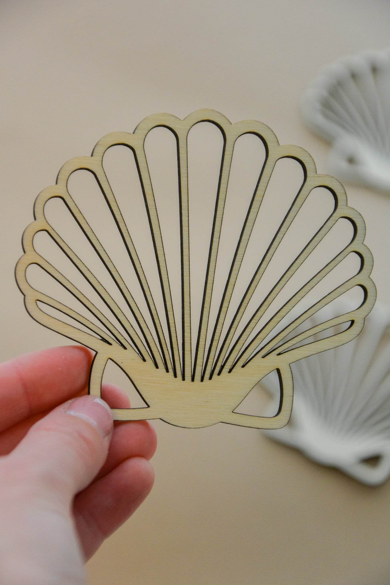 Wooden Scallop Seashell for Crafts - Natural wood Laser Cut - Wall Decorations - Minidreams Decor