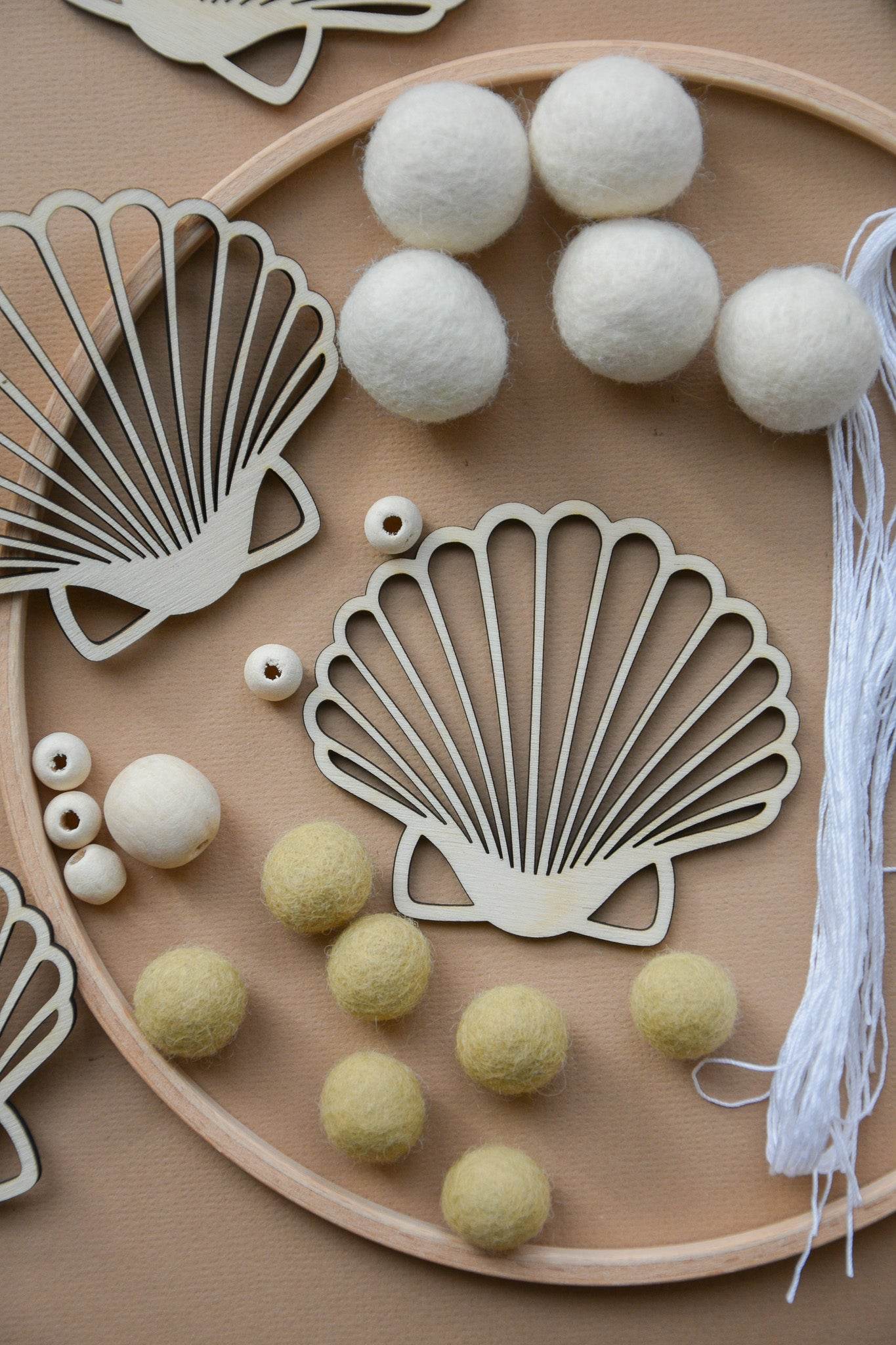 DIY Make your own seashell baby mobile - Minidreams Decor