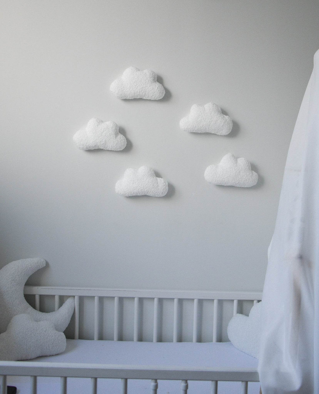 Soft Boucle Clouds wall decoration - Minidreams Decor