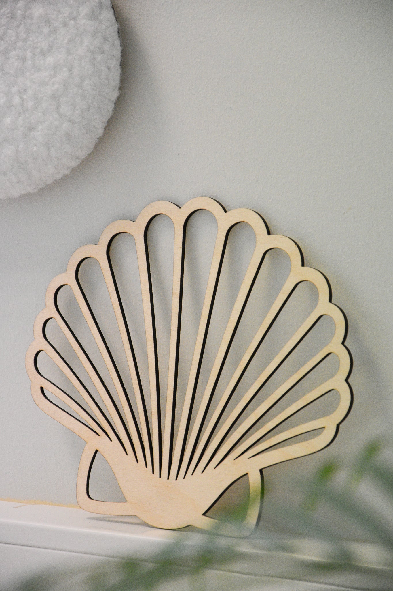 Rattan Seashell wall decor