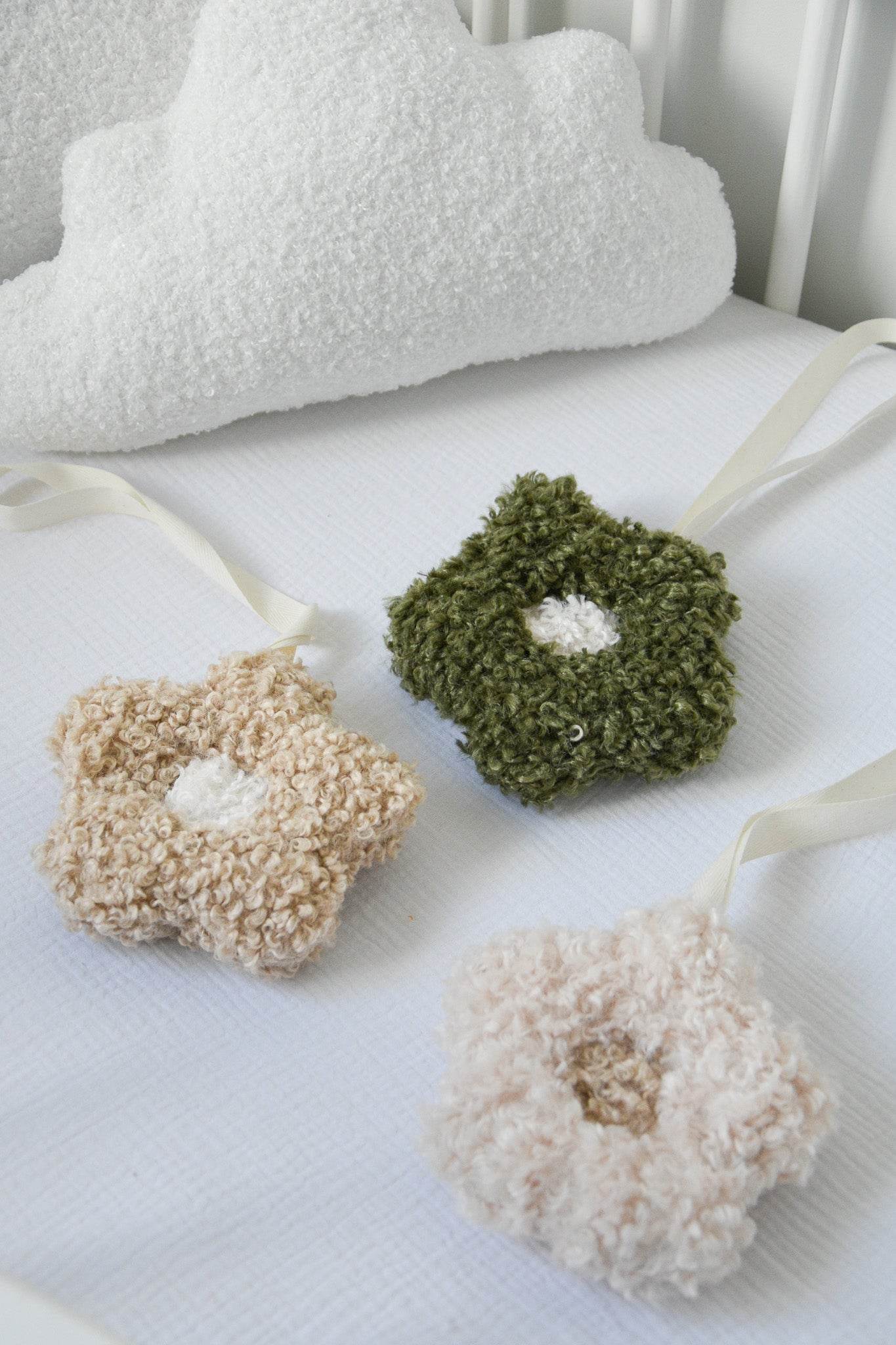 Boucle Flower Teddy Pacifier - Minidreams Decor