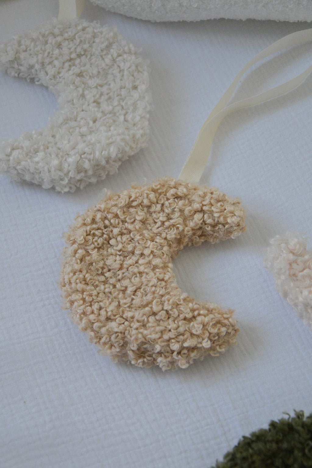 Boucle Moon Teddy Pacifier - Minidreams Decor