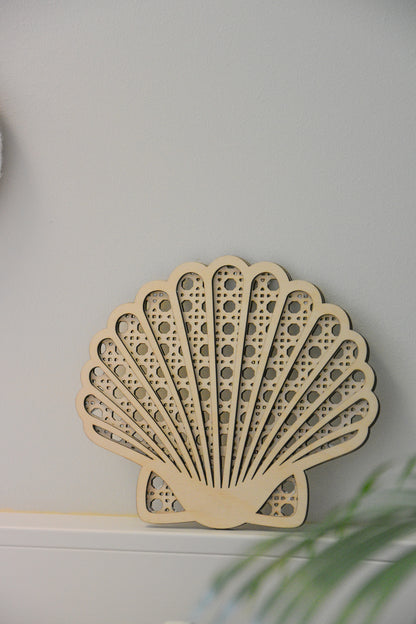 Rattan Seashell wall decor