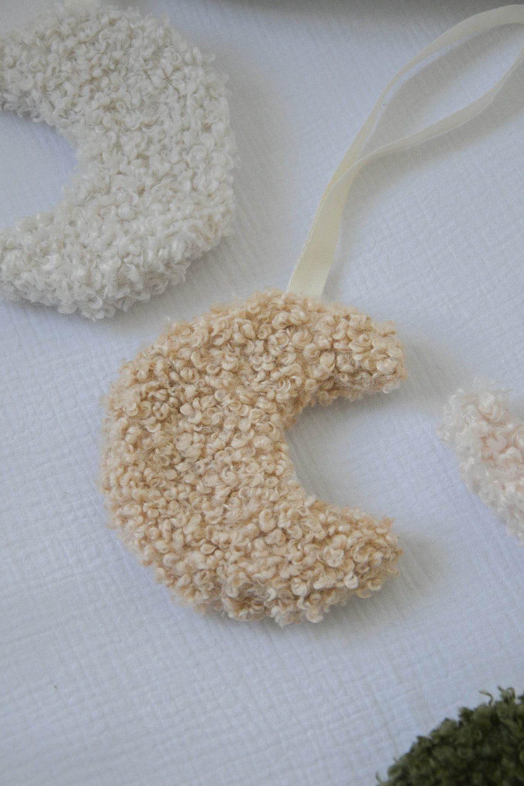 Boucle Moon Teddy Pacifier - Minidreams Decor