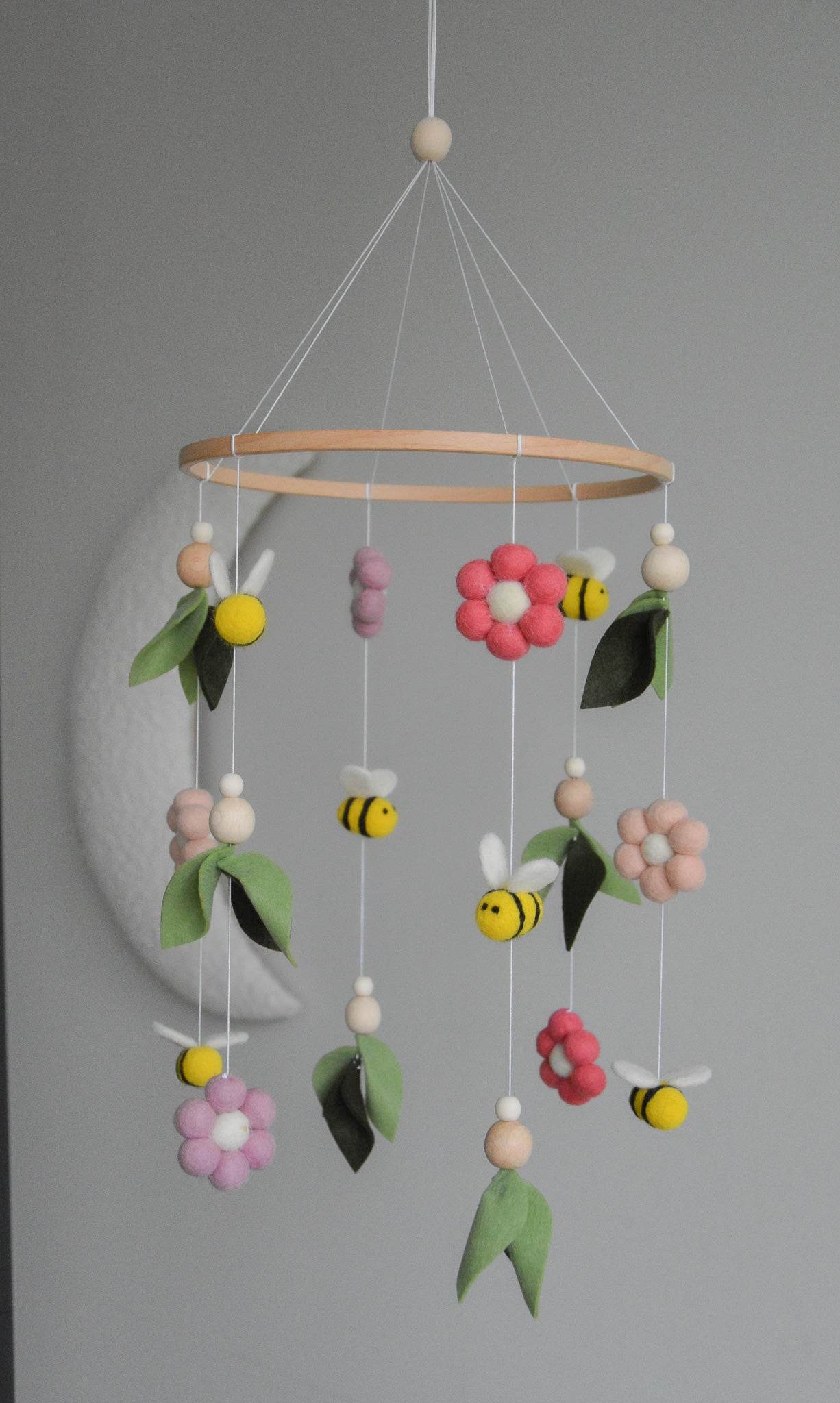 Floral-Themed Bees & Flowers Baby crib Mobile - Minidreams Decor