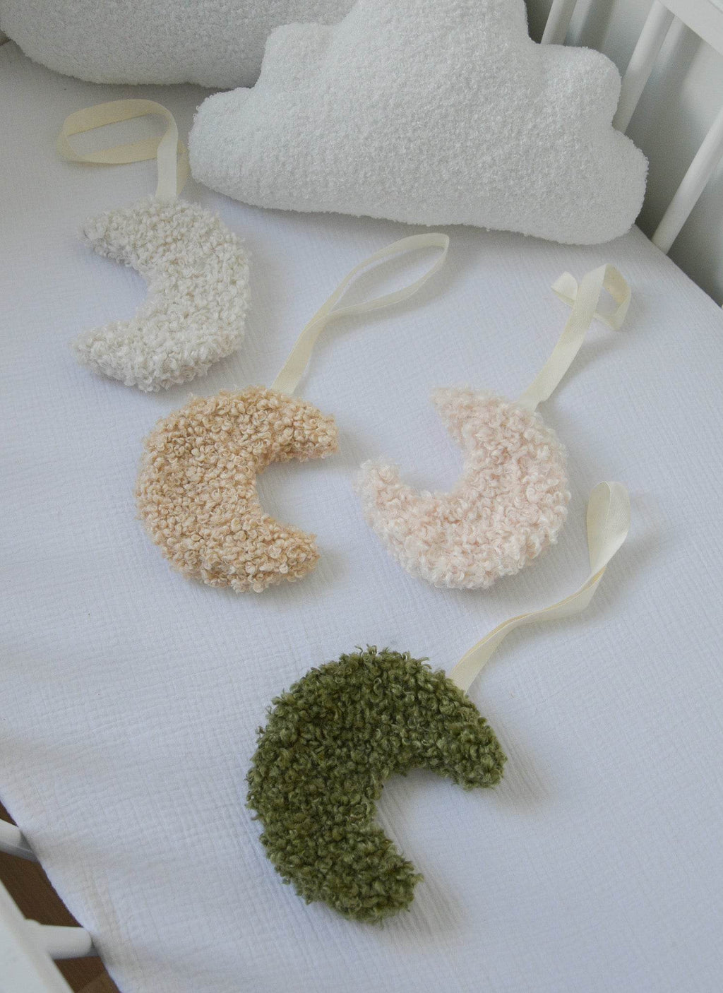 Boucle Moon Teddy Pacifier - Minidreams Decor