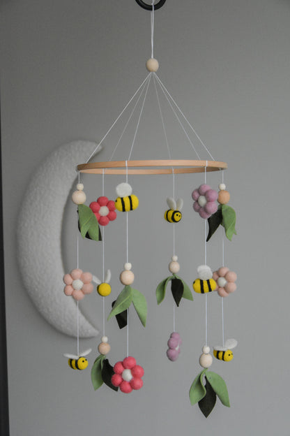 Floral-Themed Bees & Flowers Baby crib Mobile