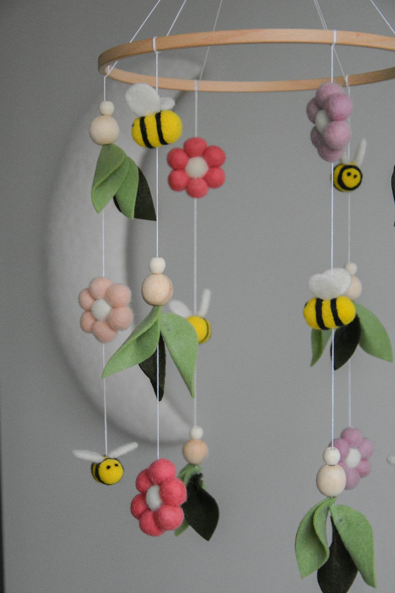 Floral-Themed Bees & Flowers Baby crib Mobile - Minidreams Decor