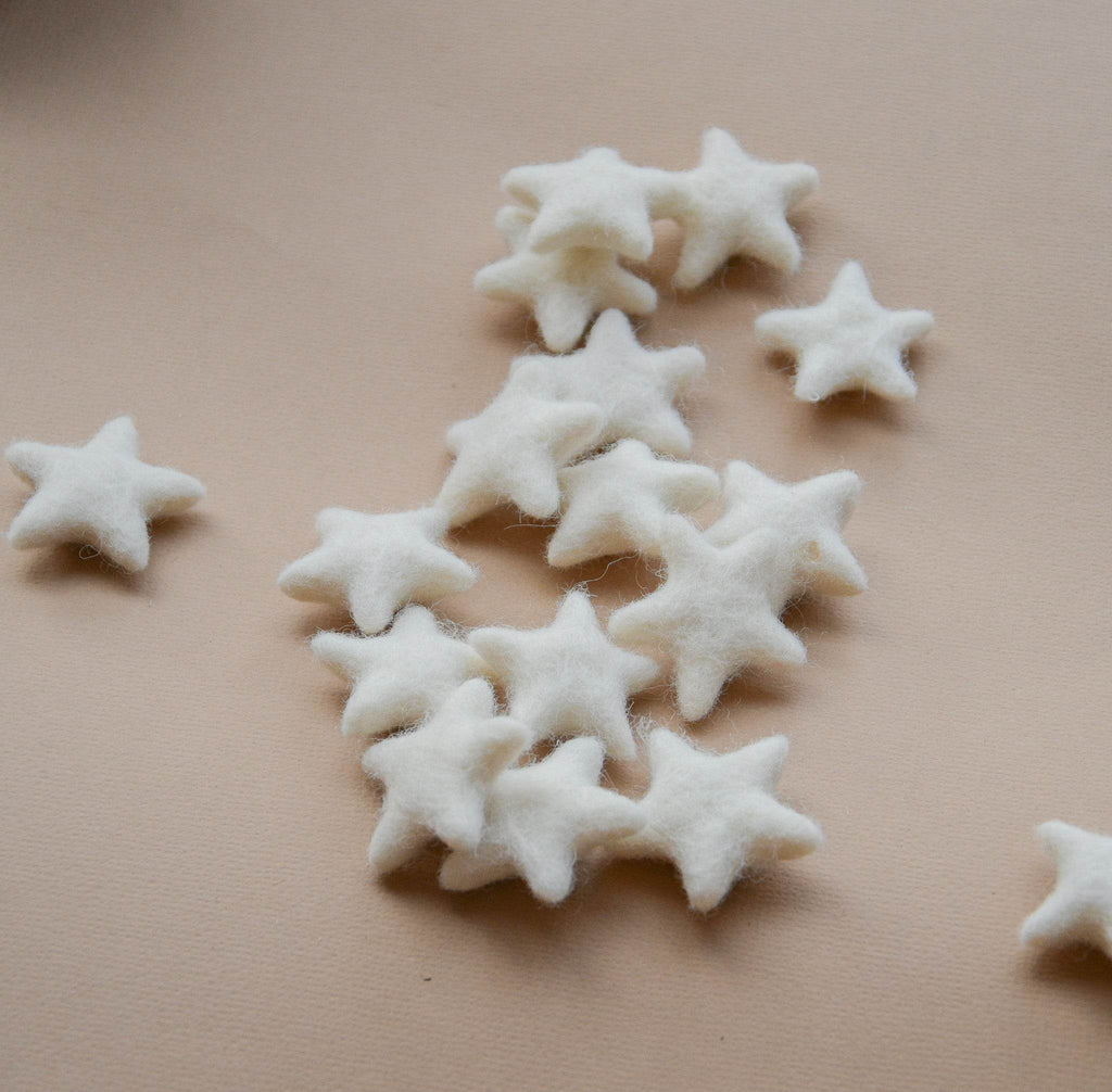 35mm 100% Wool Felt Stars - Set of 10 pcs - 93 different colors - Minidreams Decor