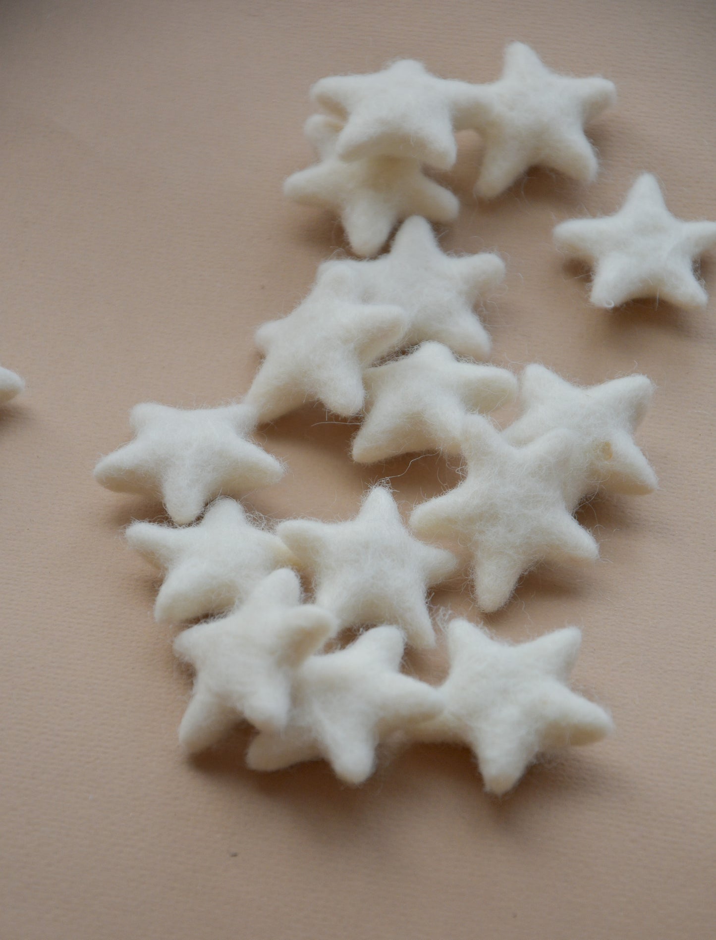 35mm 100% Wool Felt Stars - Set of 10 pcs -  93 different colors