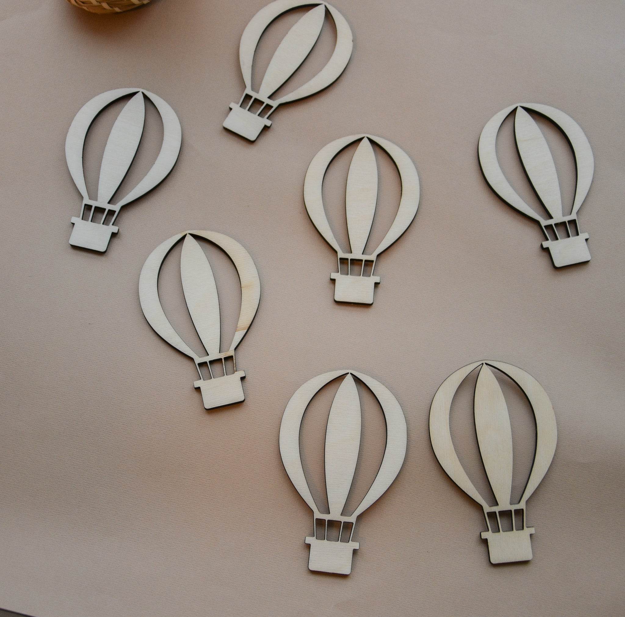 Wooden Air Balloon for Crafts - Natural wood Laser Cut - Wall Decorations - Minidreams Decor