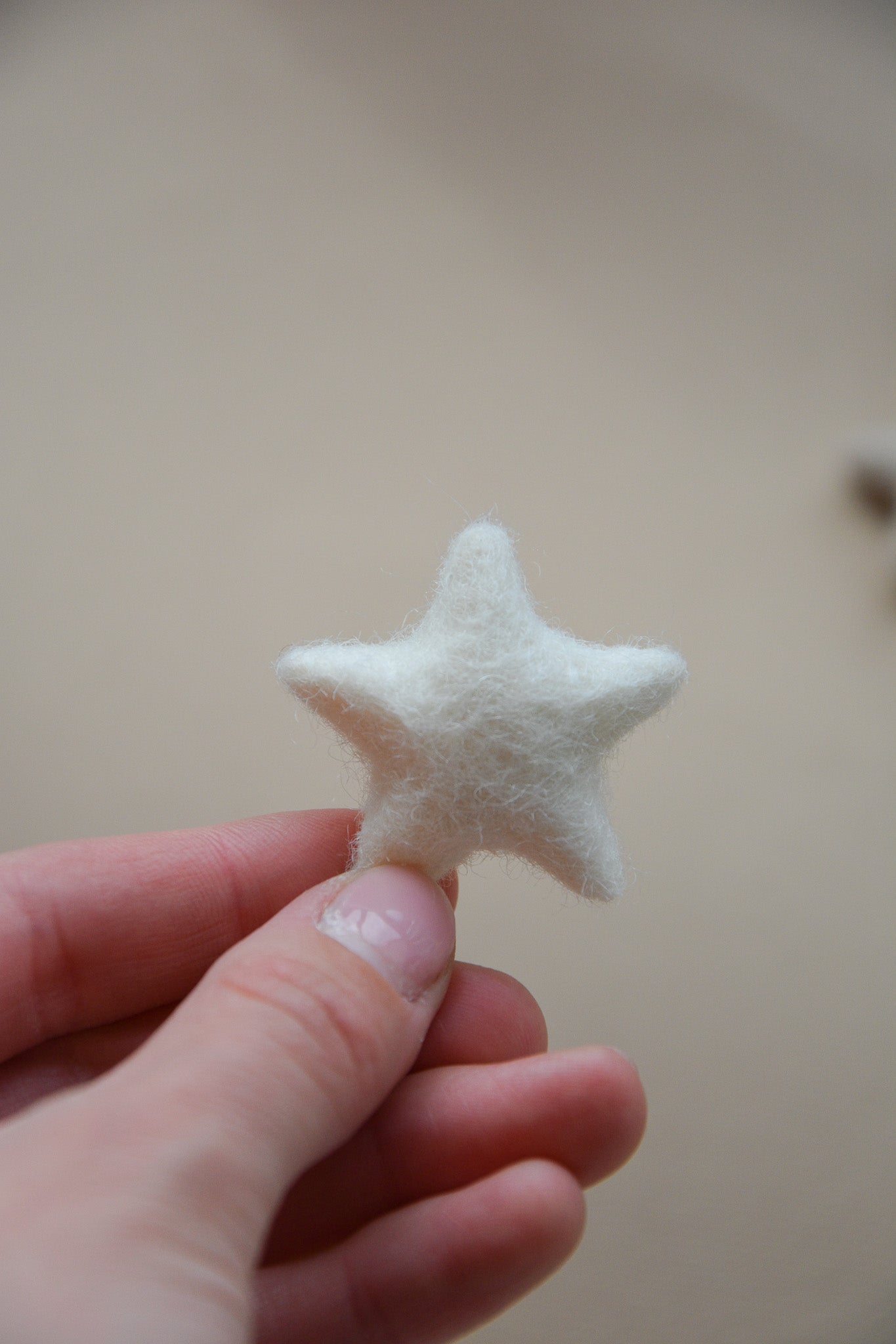 35mm 100% Wool Felt Stars - Set of 10 pcs -  93 different colors