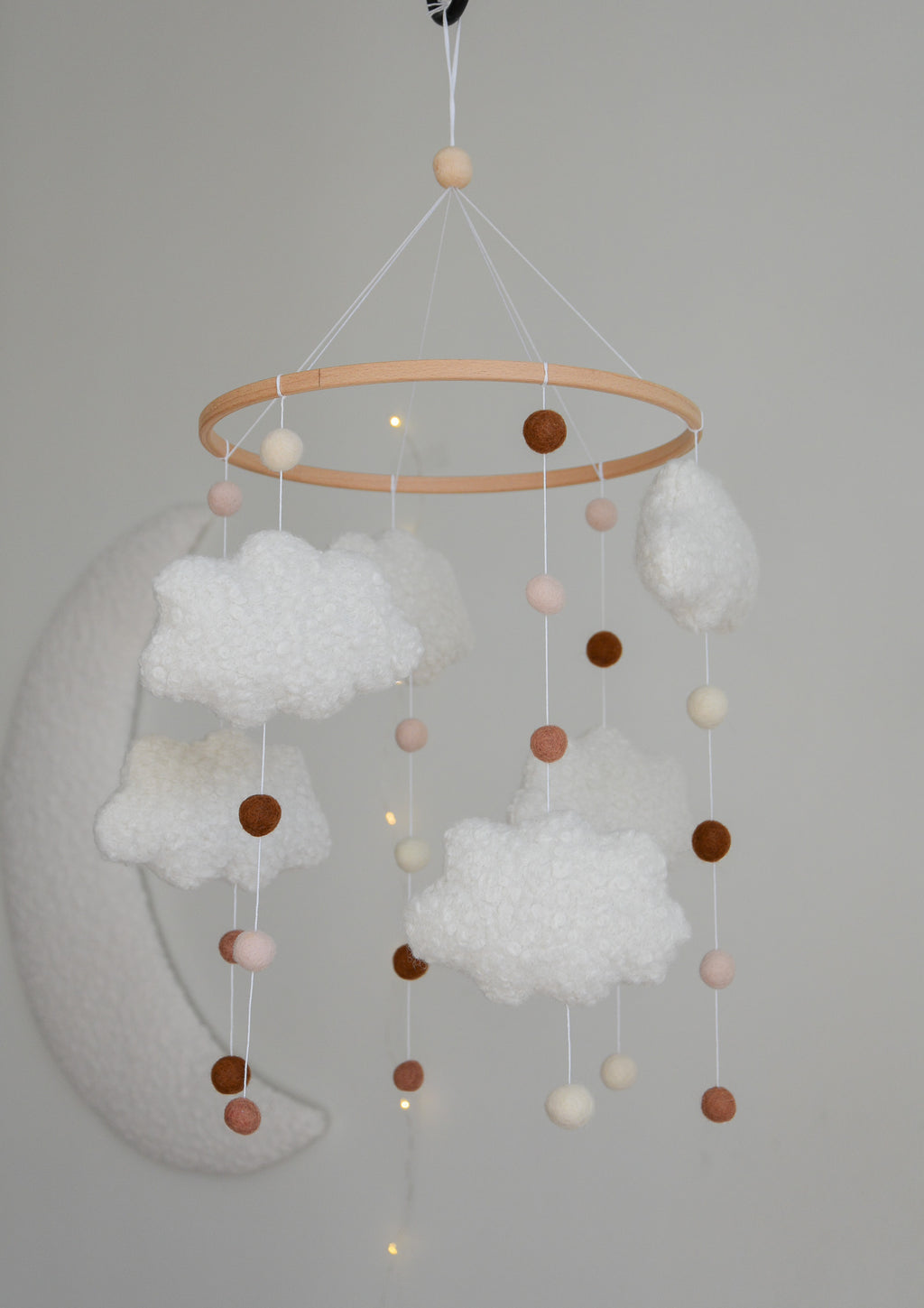 Boucle Clouds and Balls Baby crib Mobile