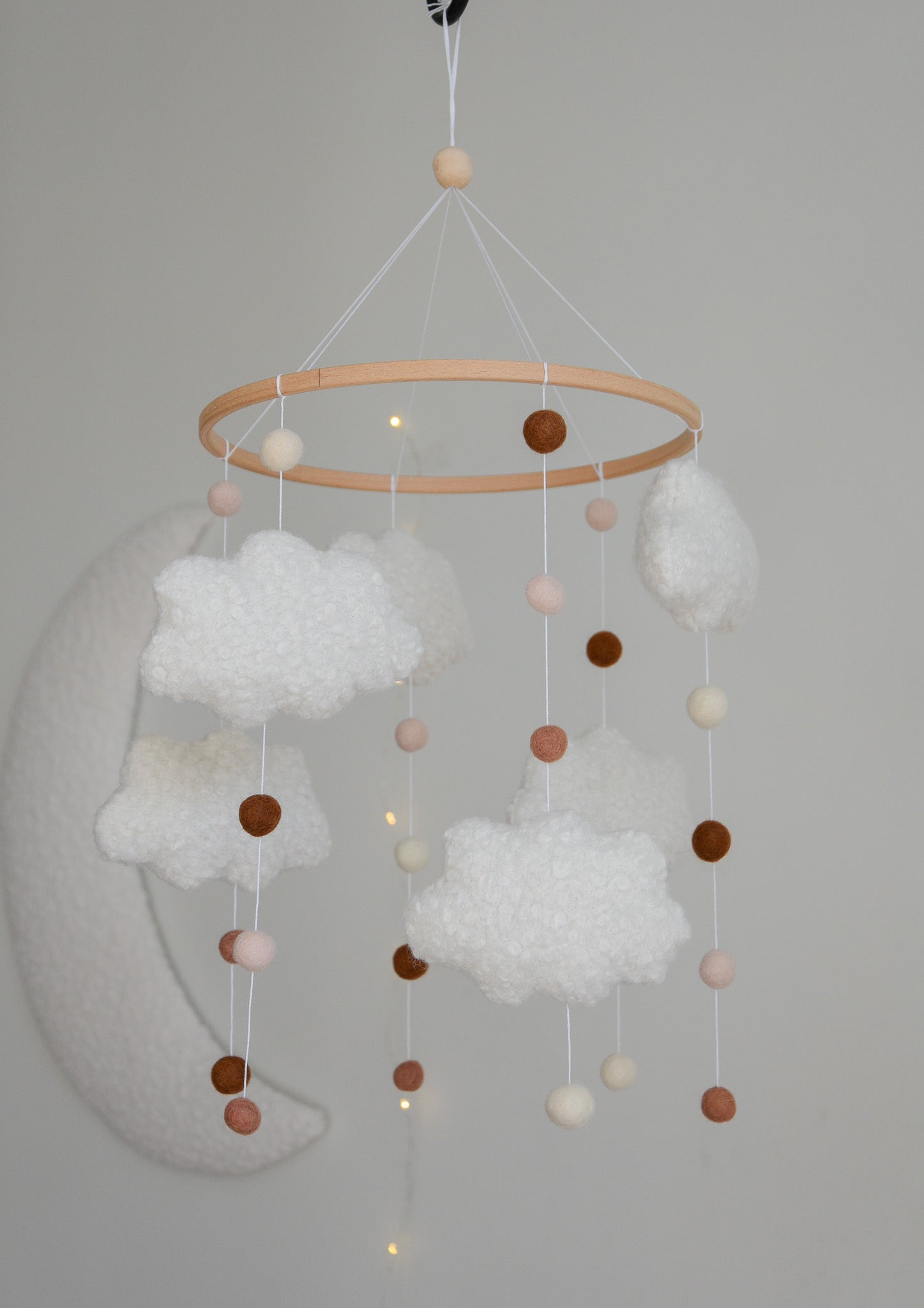 Boucle Clouds and Balls Baby crib Mobile