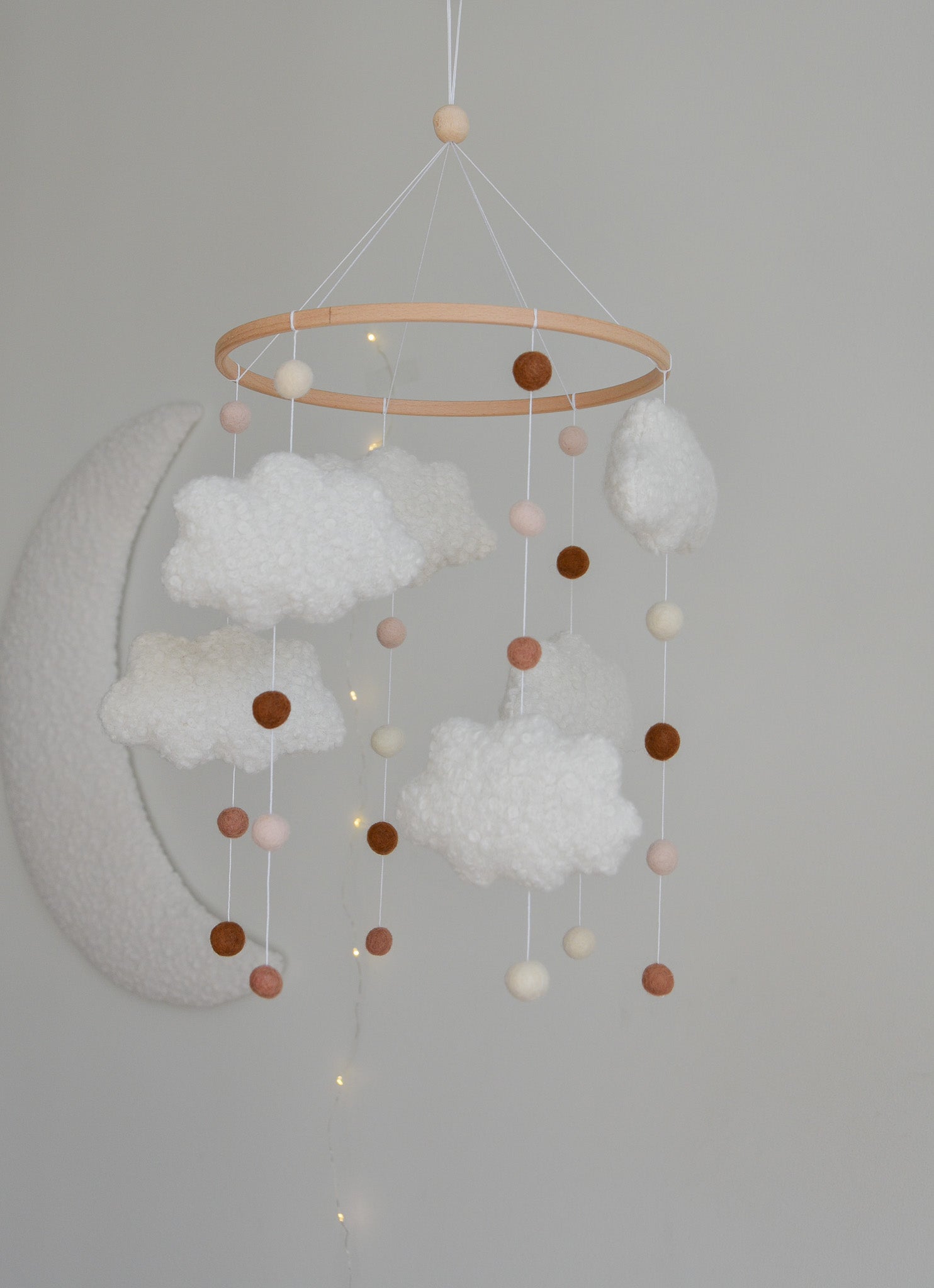 Boucle Clouds and Balls Baby crib Mobile