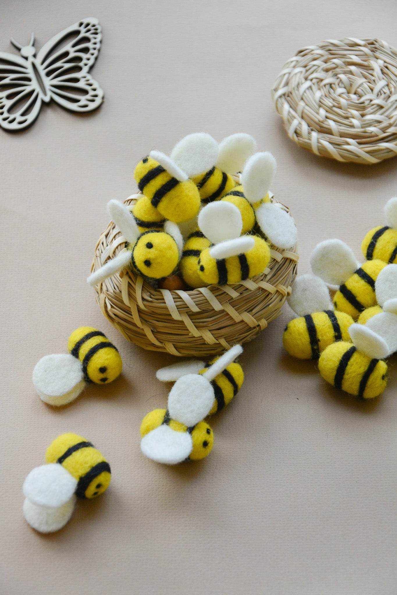 Hand Felted Bees - Minidreams Decor