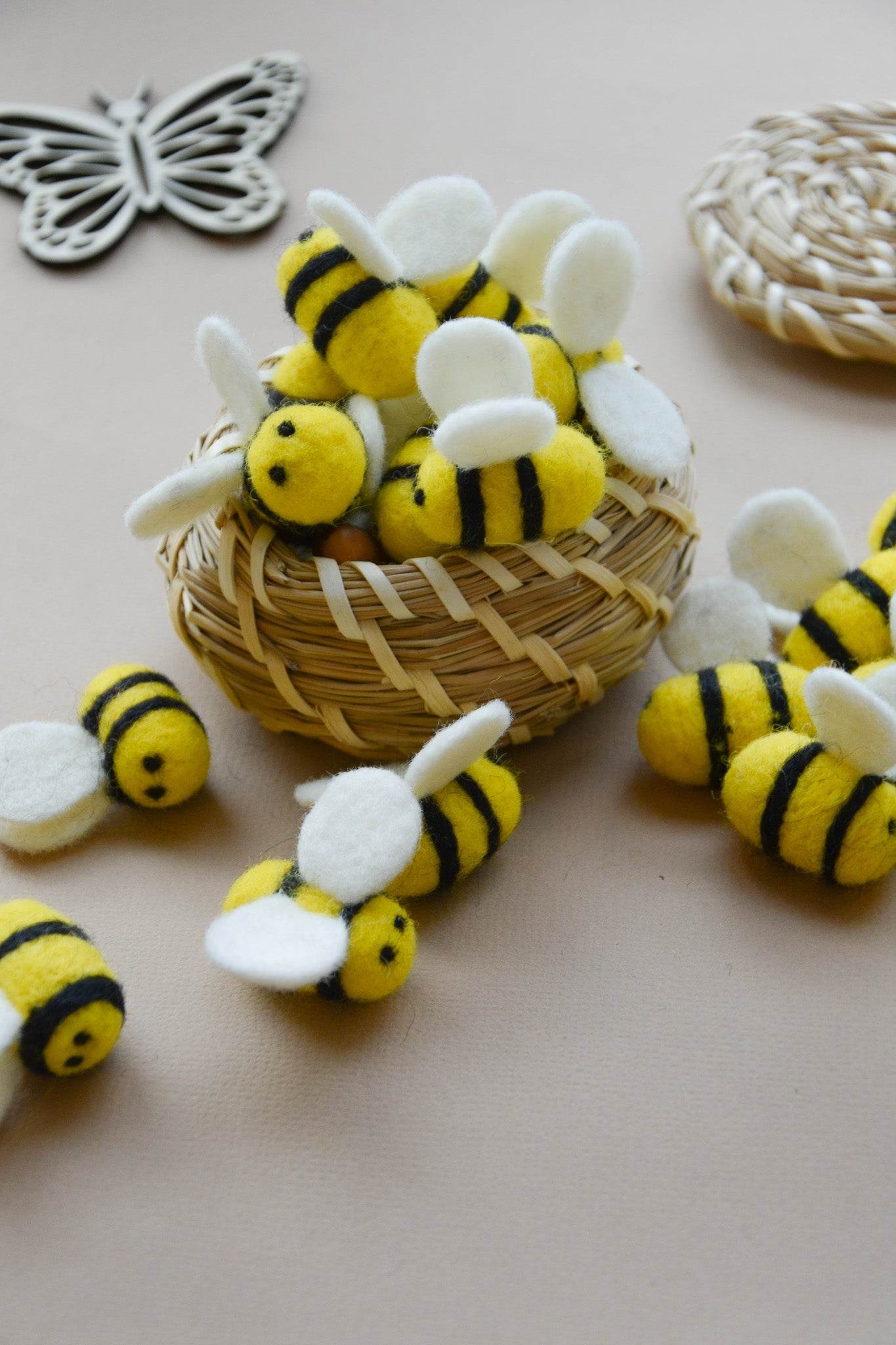Hand Felted Bees - Minidreams Decor