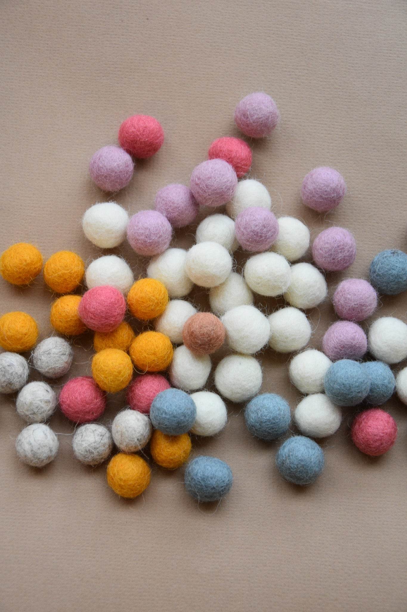 30mm/3cm 100% Wool Felt Beads - Minidreams Decor