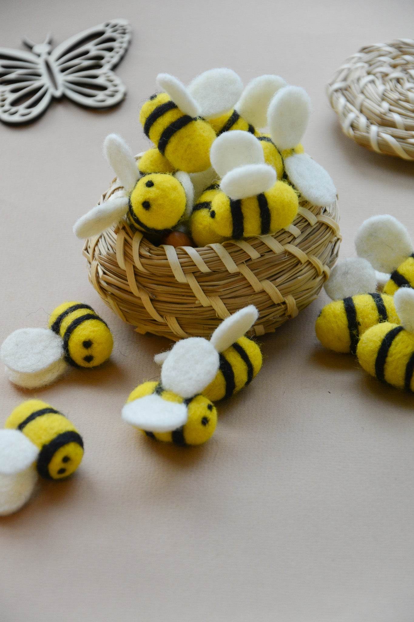Hand Felted Bees - Minidreams Decor