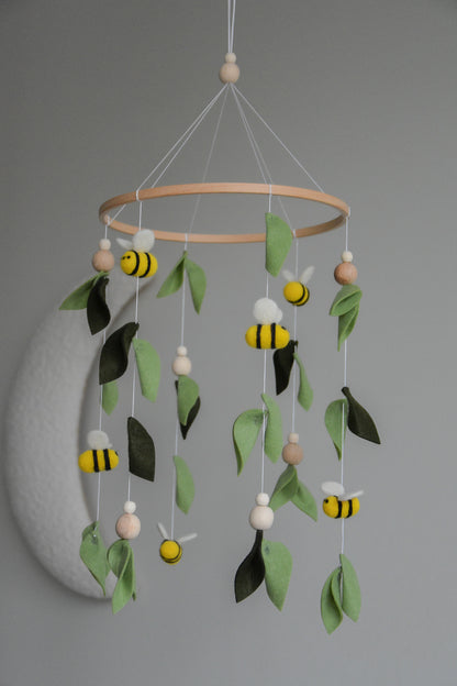 Floral-Themed Bees Baby crib Mobile