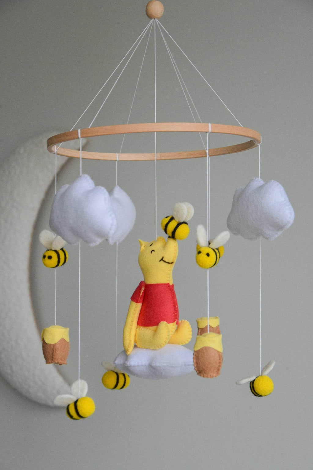 Winnie the Pooh-Themed Floral Baby crib Mobile - Minidreams Decor