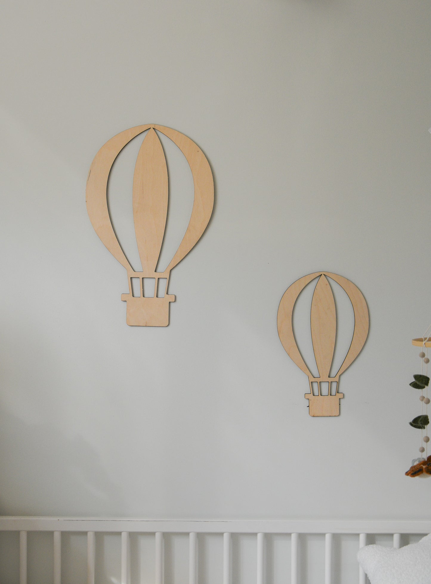 Wooden hot air balloon wall decor