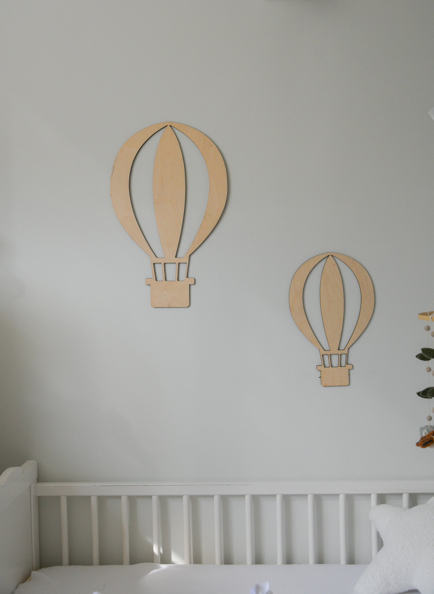 Wooden hot air balloon wall decor