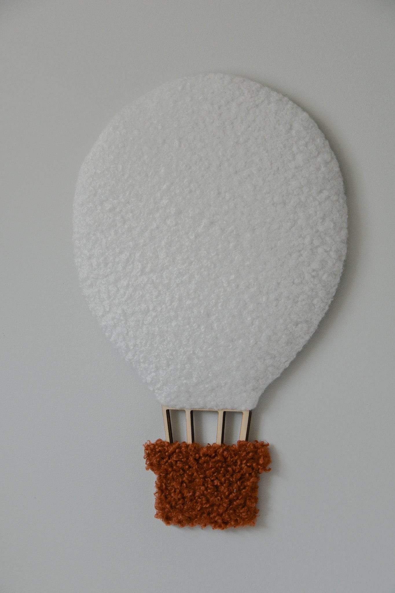 Boucle hot air balloon wall decor - Minidreams Decor