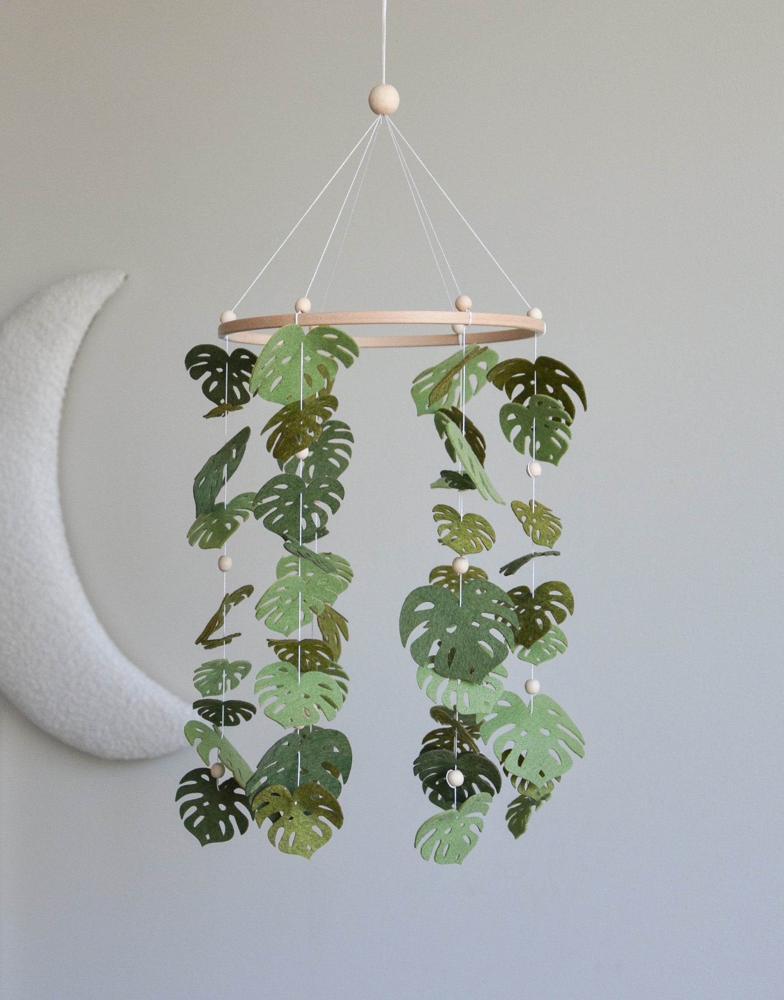 Monstera leaves baby mobile - Minidreams Decor