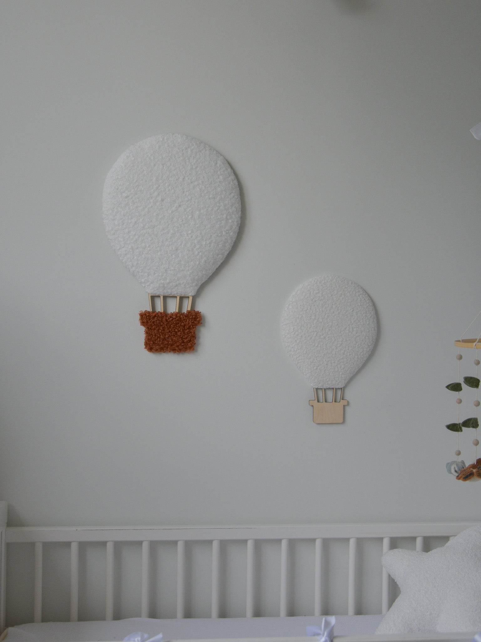 Boucle hot air balloon wall decor - Minidreams Decor