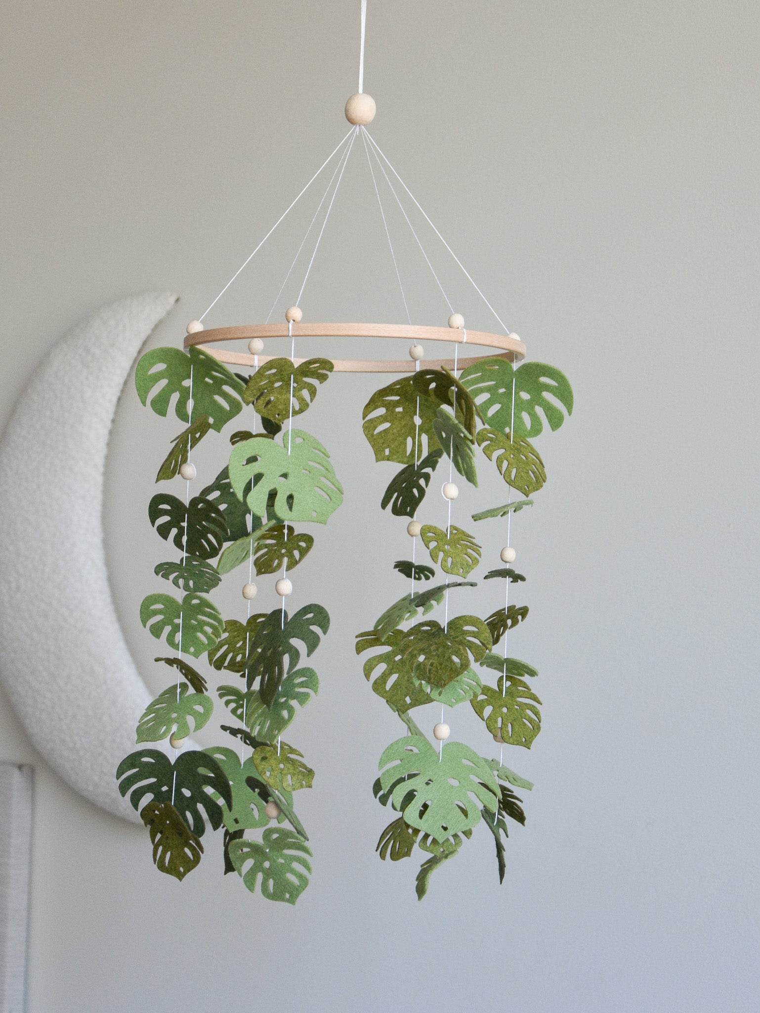 Monstera leaves baby mobile - Minidreams Decor