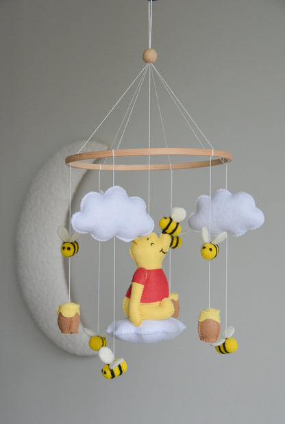 Winnie the Pooh-Themed Floral Baby crib Mobile