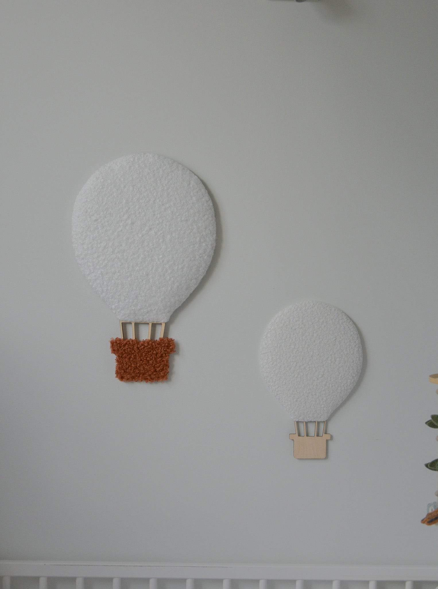 Boucle hot air balloon wall decor - Minidreams Decor