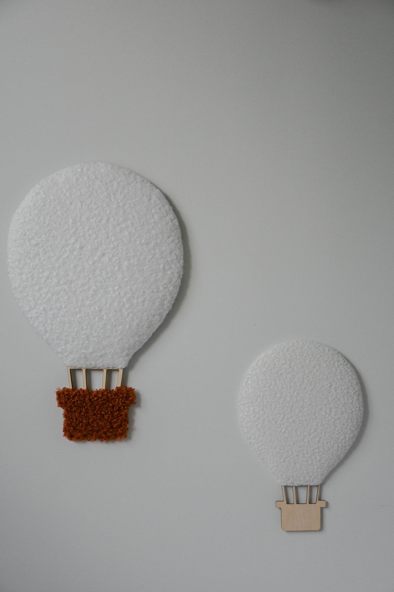 Boucle hot air balloon wall decor - Minidreams Decor