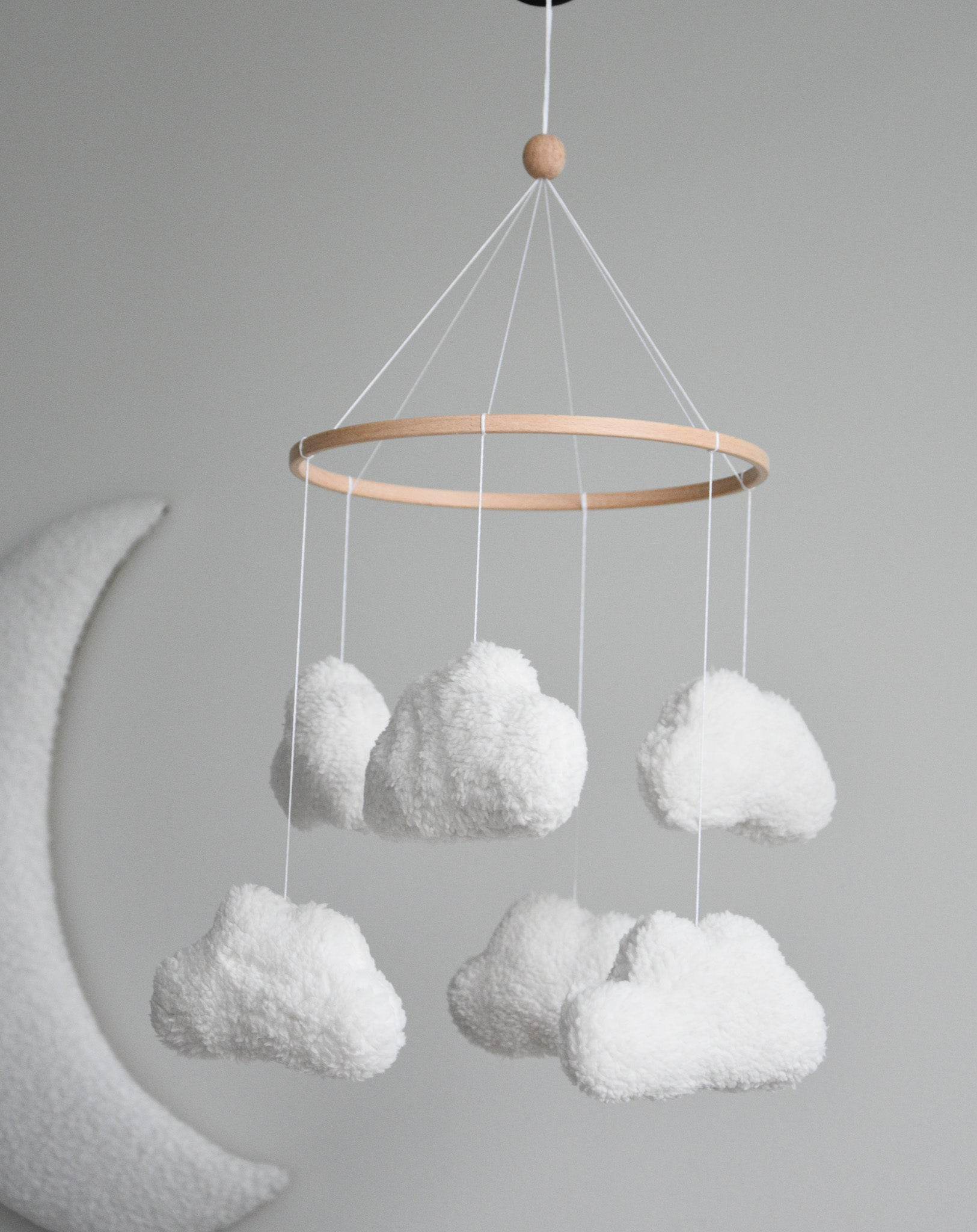 Teddy handmade clouds baby mobile - Minidreams Decor