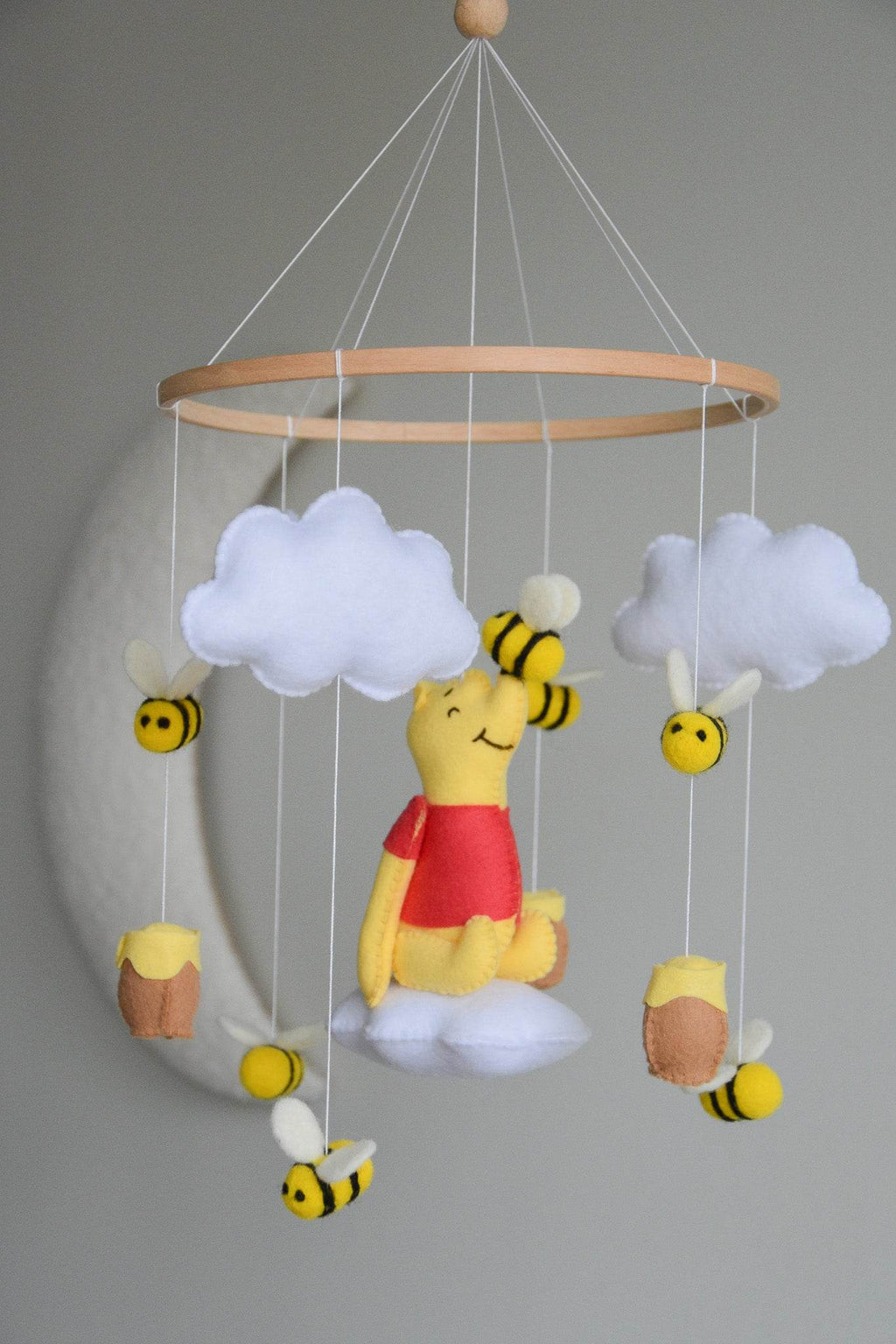 Winnie the Pooh-Themed Floral Baby crib Mobile - Minidreams Decor
