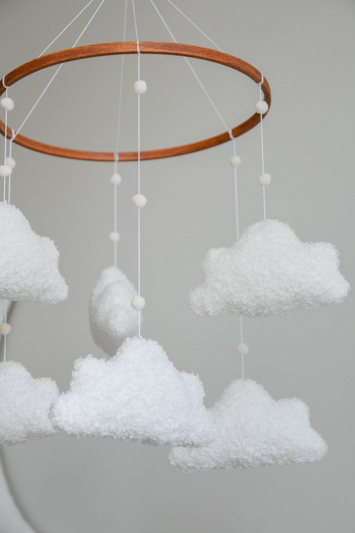 Boucle handmade clouds baby mobile - Minidreams Decor